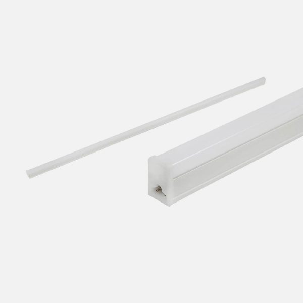 TUBO LED T8 ECO CON BASE EMPAVONADO 20W 120CM 5700K